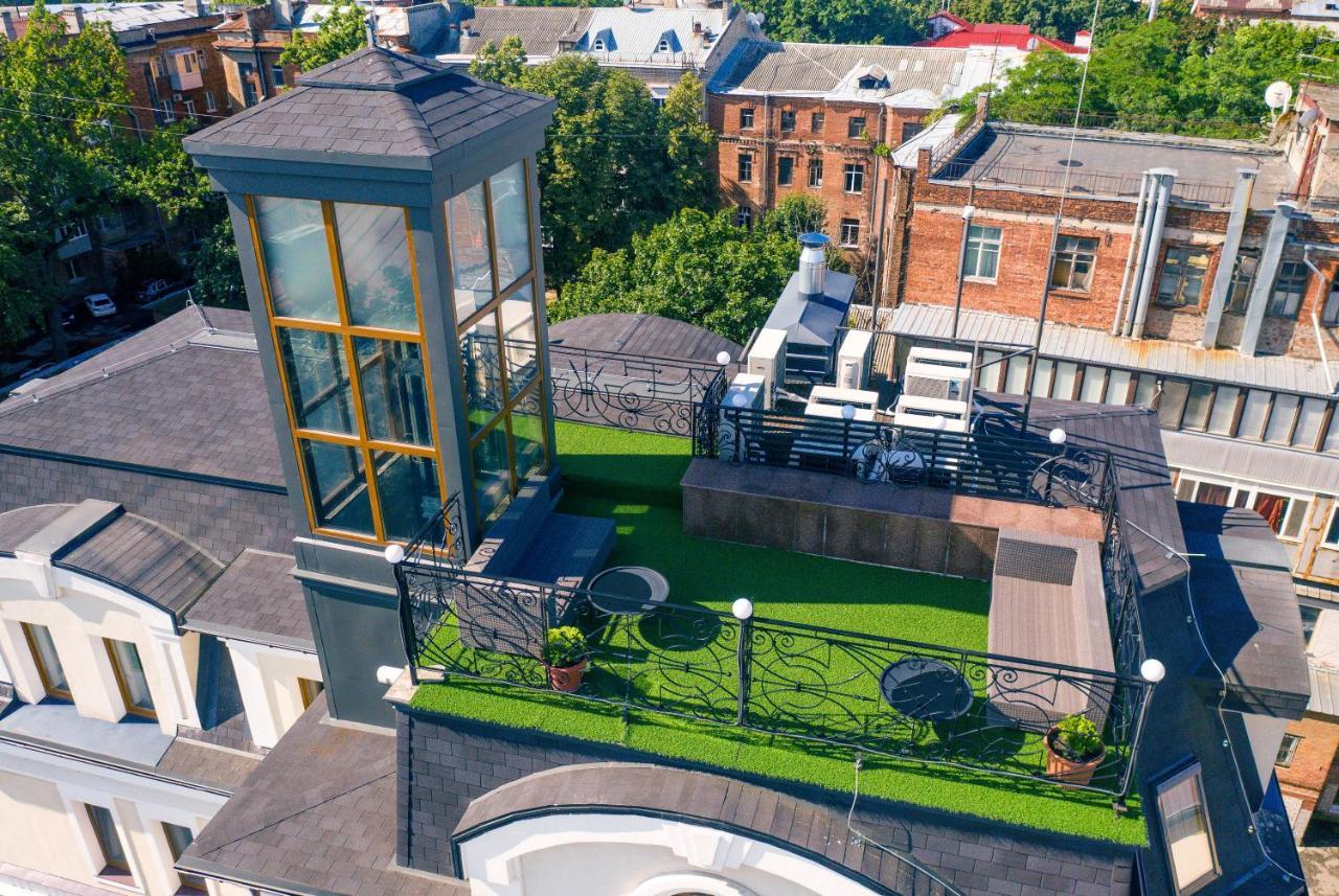Hotel "Mandarin Clubhouse" Jarkov Exterior foto